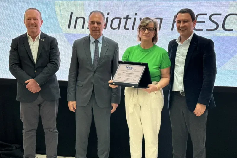 Cerimônia de inauguração reuniu lideranças da FIESC e SENAI e autoridades locais