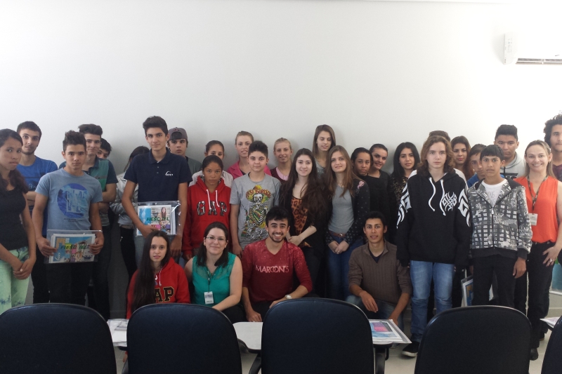 Jovens que participam das capacitações promovidas pelo IEL/SC. Foto: Divulgação Jovens que participam das capacitações promovidas pelo IEL/SC. Foto: Divulgação