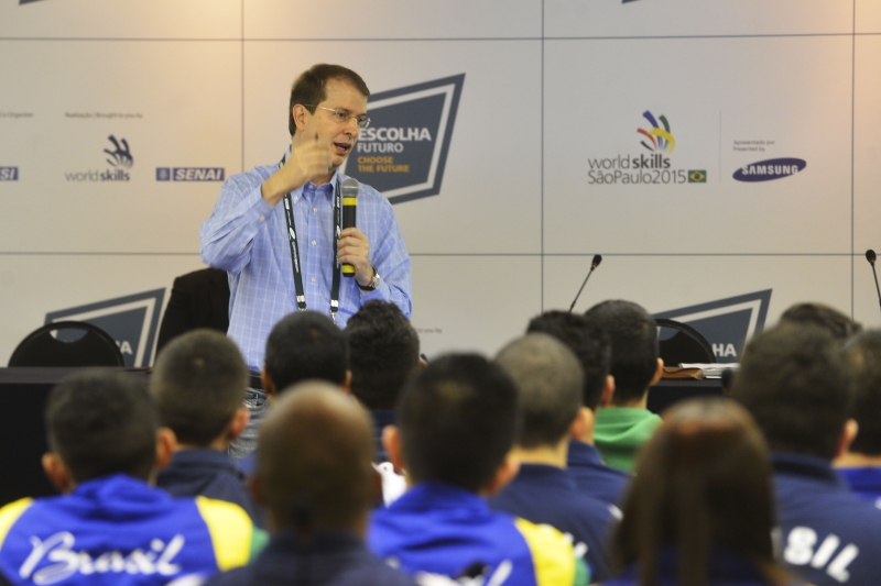 Rafael Lucchesi, diretor-geral do SENAI Nacional (Foto: José Paulo Lacerda) Rafael Lucchesi, diretor-geral do SENAI Nacional (Foto: José Paulo Lacerda)