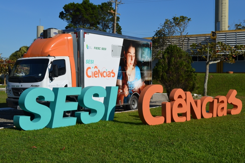 Unidade móvel do programa SESI Ciências. Foto: Andressa Mongruel Unidade móvel do programa SESI Ciências. Foto: Andressa Mongruel