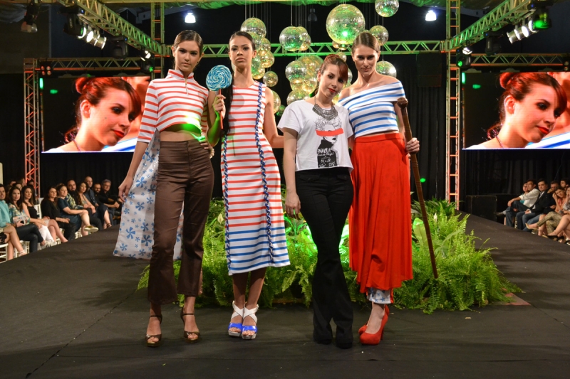 Estudantes produziram looks comerciais e conceituais. (Foto: Douglas Saviato) Estudantes produziram looks comerciais e conceituais. (Foto: Douglas Saviato)