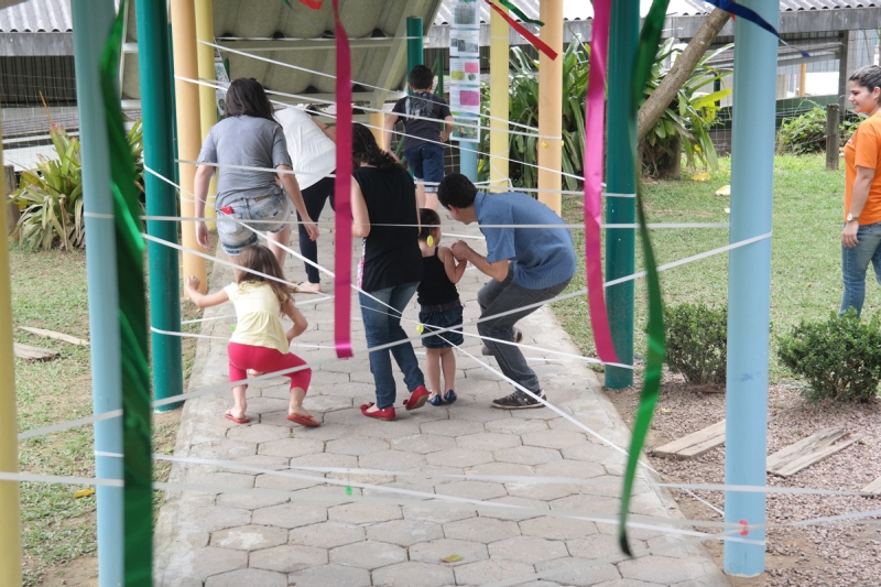 Mostra foi realizada no SESI Escola de Criciúma. Foto: Douglas Saviato. Mostra foi realizada no SESI Escola de Criciúma. Foto: Douglas Saviato.