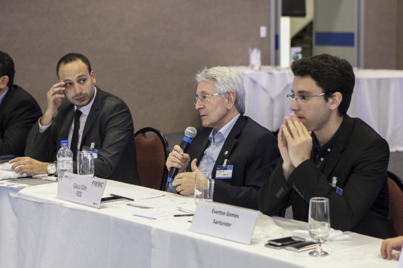 Côrte elogiou esforço do governo do Estado para corrigir déficit da previdência (foto: Heraldo Carnieri) Côrte elogiou esforço do governo do Estado para corrigir déficit da previdência (foto: Heraldo Carnieri)