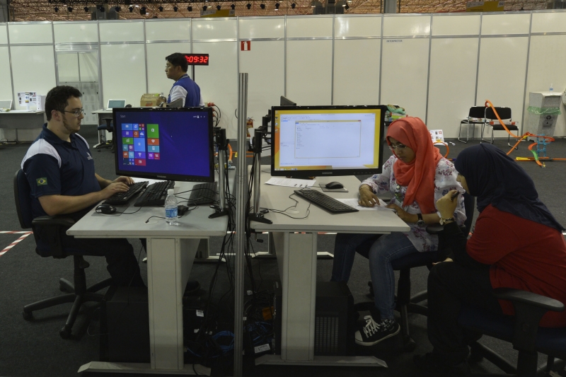 Competidores de 32 países já estão no Brasil. Foto: José Paulo Lacerda/CNI. Competidores de 32 países já estão no Brasil. Foto: José Paulo Lacerda/CNI.