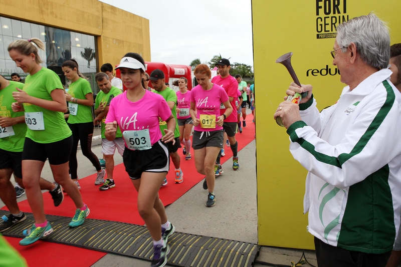 Presidente da FIESC, Glauco José Côrte, deu a largada para o evento (Fotos: João Souza) Presidente da FIESC, Glauco José Côrte, deu a largada para o evento (Fotos: João Souza)