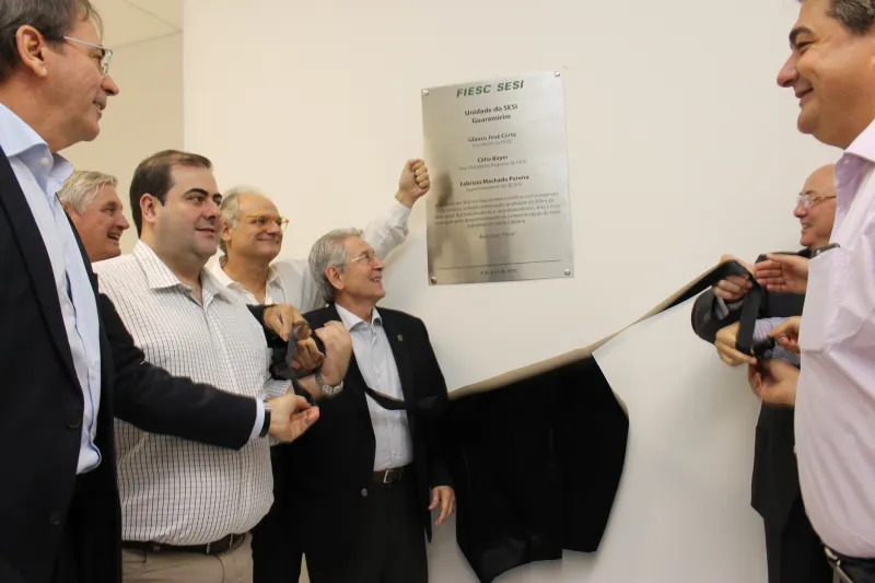 Solenidade de abertura reuniu diretoria da FIESC e empresários da região (Foto: Flavio Ueta)